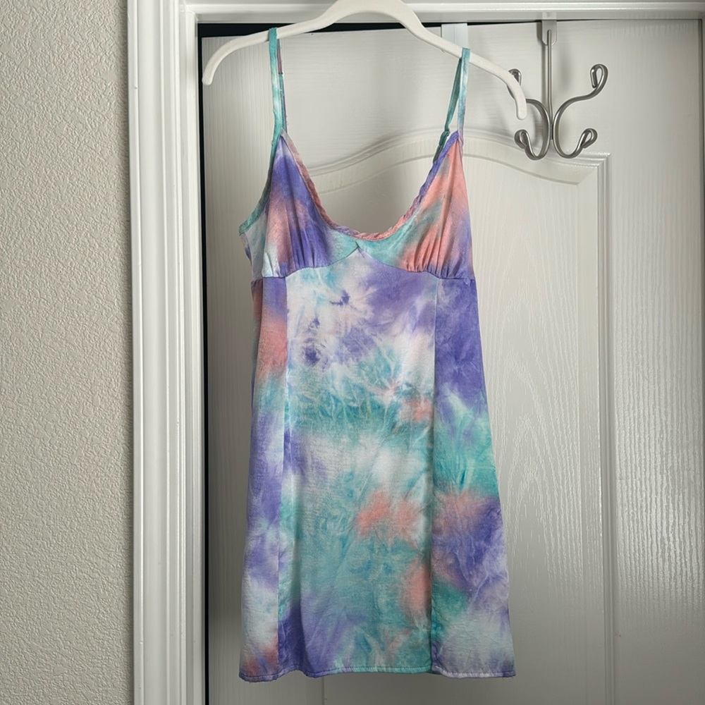 Urban Renewal- Remnants Washed Satin Tie-Dye Slip Dress- M